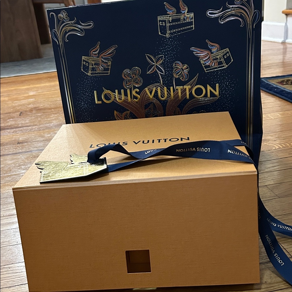 Louis Vuitton Gold Box and bag Set with Navy Ribbon